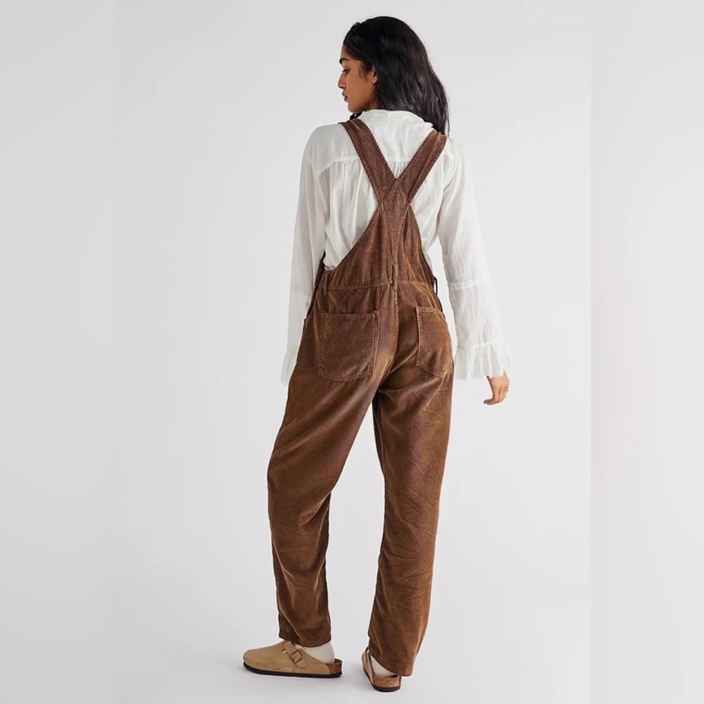 Free People We The Free Ziggy Cord Overalls EUC 100%cotton